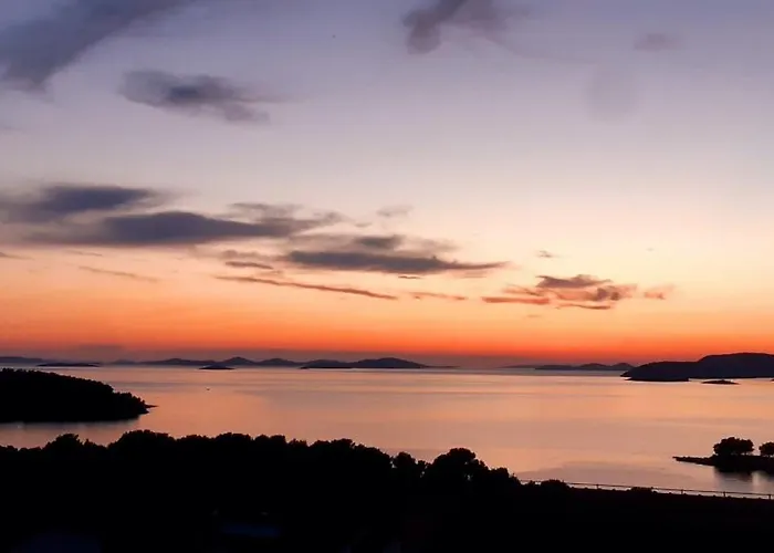 Tonci And Iris Appartement