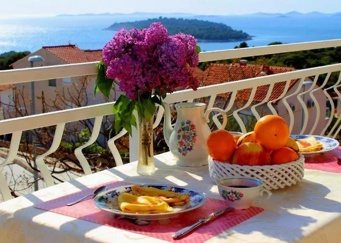 Tonci And Iris Primošten